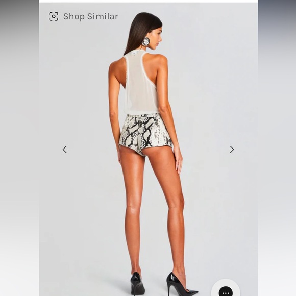 Retrofete NWT Aven Leather Hotpants Shorts in Neutral Snake - Picture 4 of 15